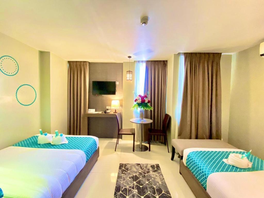 Hotel Estrella Tacloban Exterior photo