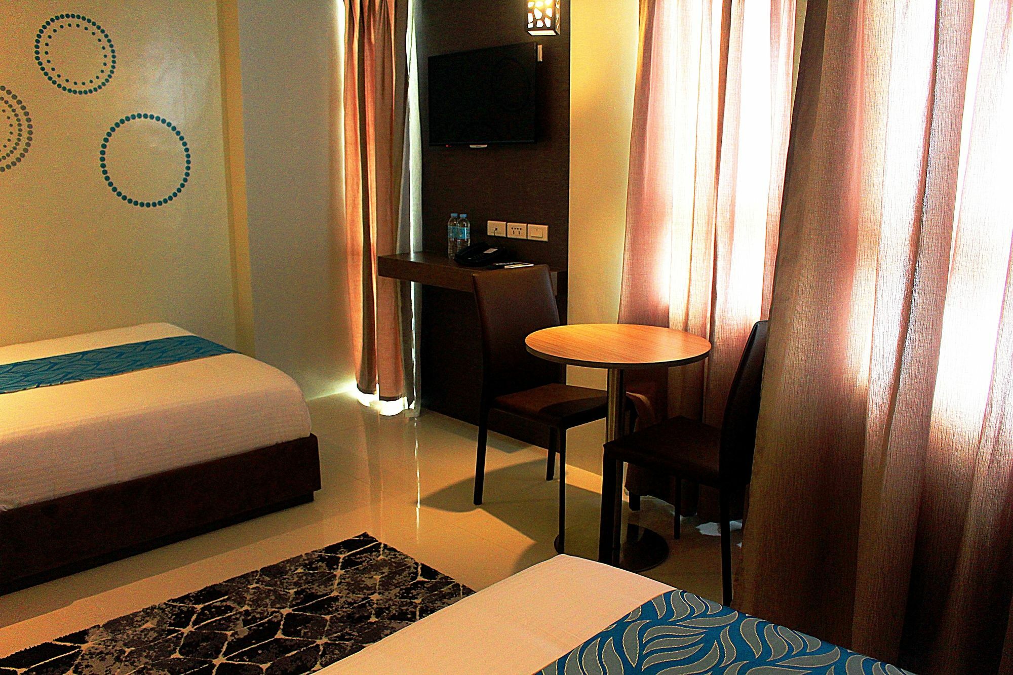 Hotel Estrella Tacloban Exterior photo